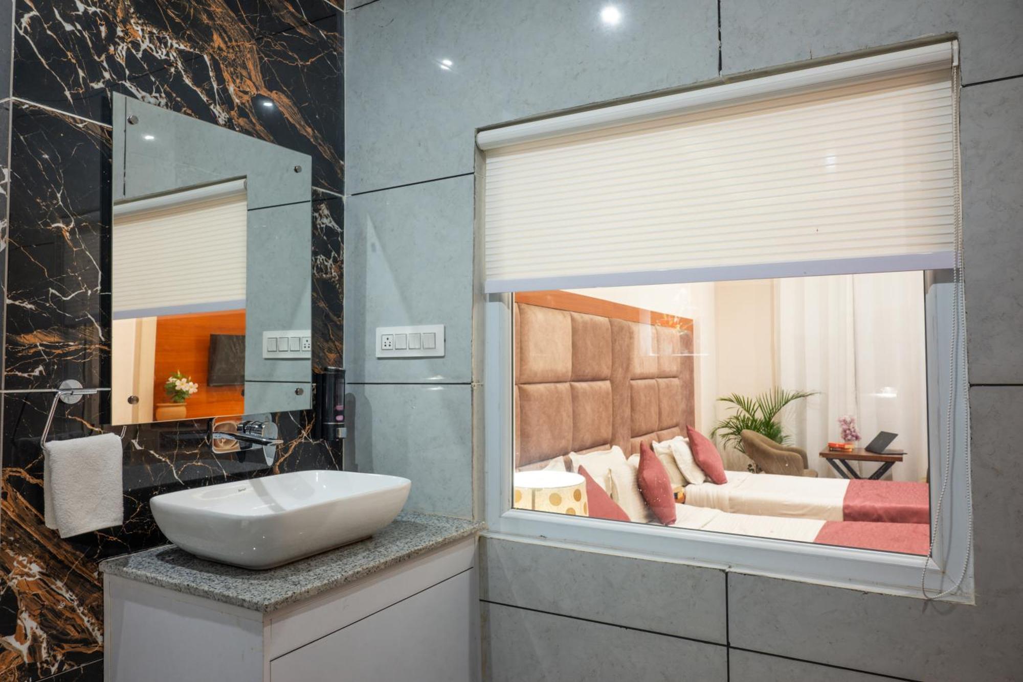 Hotel Sagar Residency - Best Mountain View Hotel In Pālampur Εξωτερικό φωτογραφία
