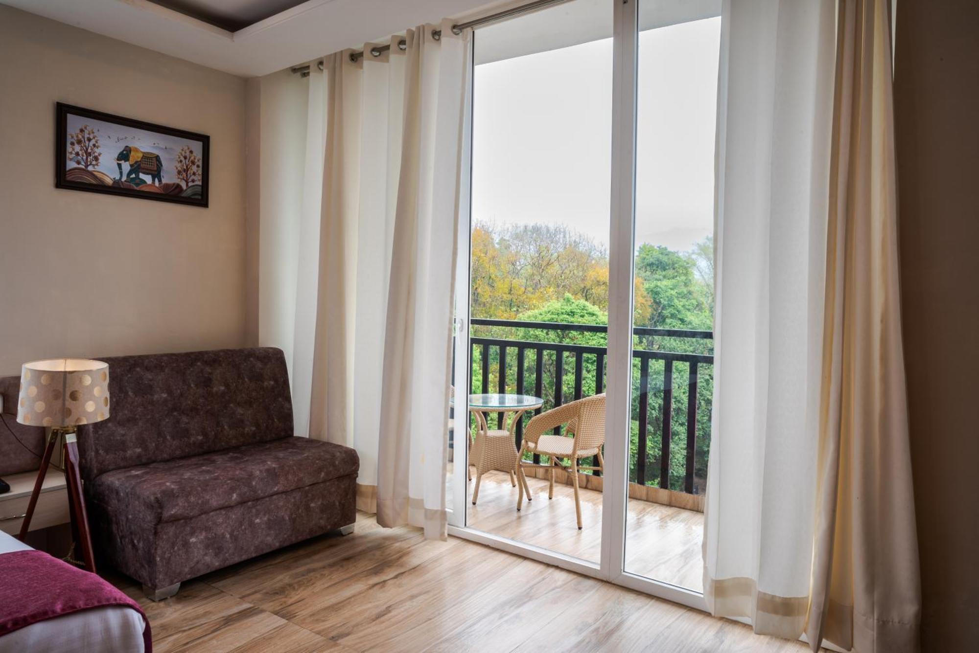 Hotel Sagar Residency - Best Mountain View Hotel In Pālampur Εξωτερικό φωτογραφία